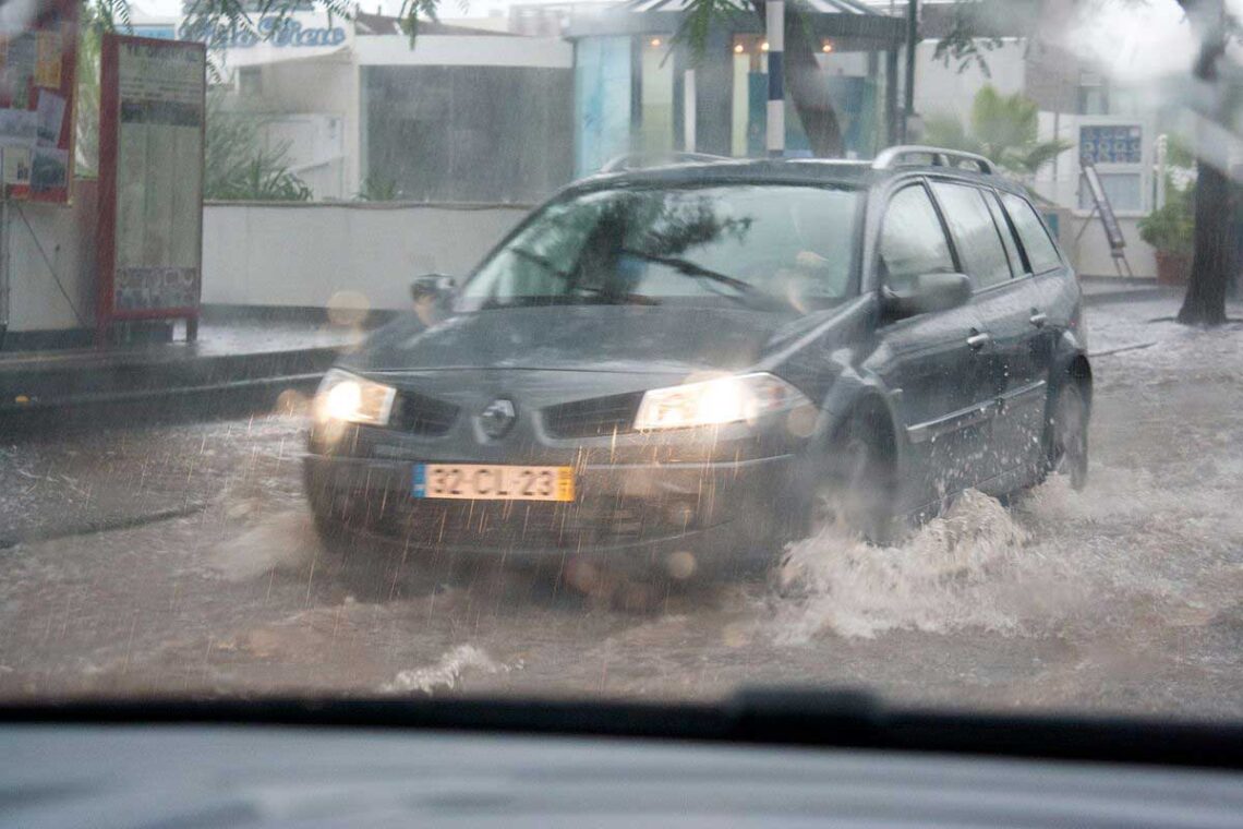 Driving tips for heavy Rain