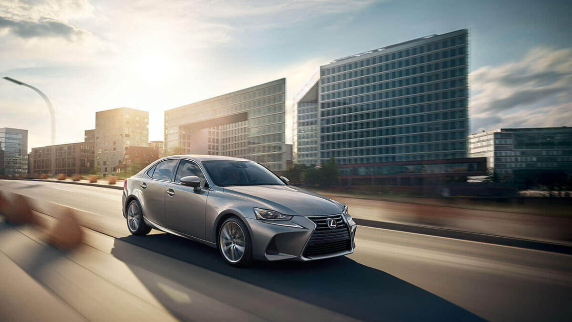 2019 lexus is 300 review